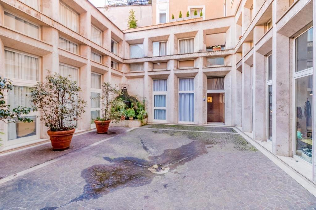 Frezza's Holidays Rome